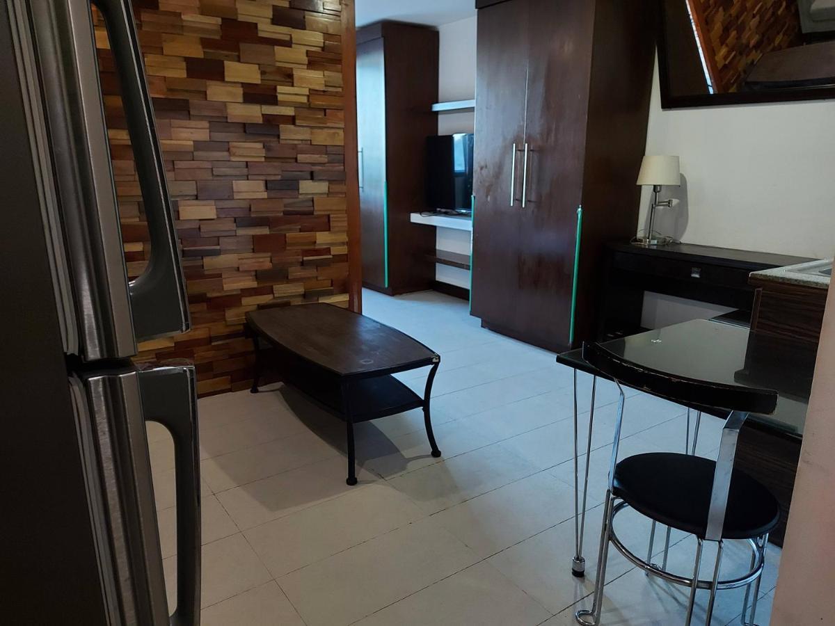 Posh Beds With City View And Pools Mandaluyong Exterior foto